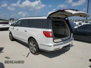 ✅ 2018 Lincoln Navigator Reserve • VIN: 5LMJJ3LT6JEL21191 • Лот: 43602943. Опубликован ранее на Copart с пробегом 117 726 миль. Бесплатный доступ к архиву аукционных продаж из США и подробный отчёт об истории автомобиля на DreamBid. Изображение 2.