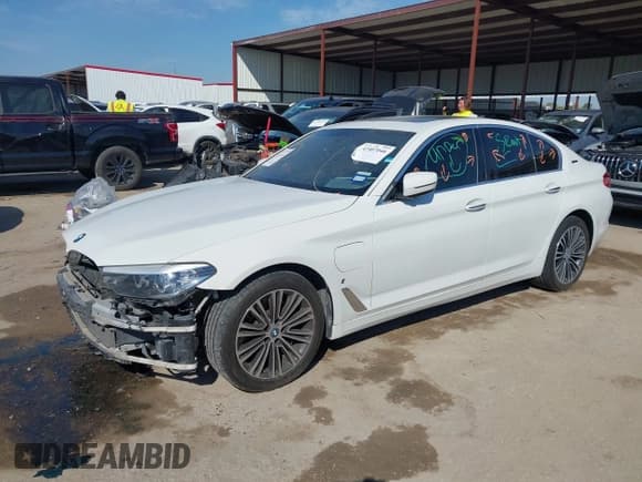 ✅ 2018 BMW 5 Series 530e • VIN: WBAJA9C50JB033516 • Lot: 43407046. Listed on IAAI with 108,959 mi. Free auction sales archive from the USA and detailed vehicle history report at DreamBid. Image 18.