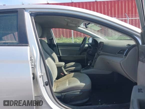 2017 Hyundai Elantra SE с VIN 5NPD74LF0HH204638, выставлен на аукционе IAAI как лот 43427945 с пробегом 106 412 миль миль и . История ставок и продаж доступна на DreamBid. Изображение 5.