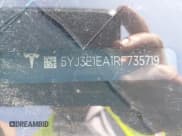 ✅ 2024 Tesla Model 3 • VIN: 5YJ3E1EA1RF735719 • Lot: 42101947. Wystawiony na IAAI z przebiegiem 15 903 mil. Bezpłatny archiwum sprzedaży aukcyjnych z USA i szczegółowy raport historii pojazdu na DreamBid. Zdjęcie 9.