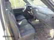 2006 Chevrolet Silverado 1500 Work Truck с VIN 3GCEC14X06G176013, выставлен на аукционе IAAI как лот 42876924 с пробегом 177 663 миль миль и . История ставок и продаж доступна на DreamBid. Изображение 5.