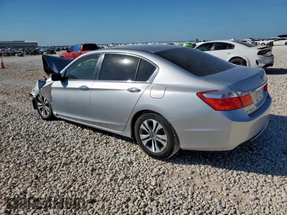 ✅ 2013 Honda Accord LX • VIN: 1HGCR2F32DA073078 • Лот: 92433275. Опубликован ранее на Copart с пробегом Не указан. Бесплатный доступ к архиву аукционных продаж из США и подробный отчёт об истории автомобиля на DreamBid. Изображение 2.