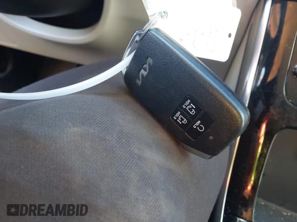 ✅ 2024 Kia Carnival EX • VIN: KNDNC5H36R6431008 • Lot: 43568967. Listed on IAAI with 30,919 mi. Free auction sales archive from the USA and detailed vehicle history report at DreamBid. Image 11.