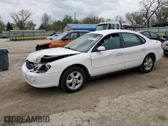 ✅ 2002 Ford Taurus SE Standard • VIN: 1FAFP53U02A133605 • Lot: 51438315. Listed on Copart with 135,602 mi. Free auction sales archive from the USA and detailed vehicle history report at DreamBid. Image 1.