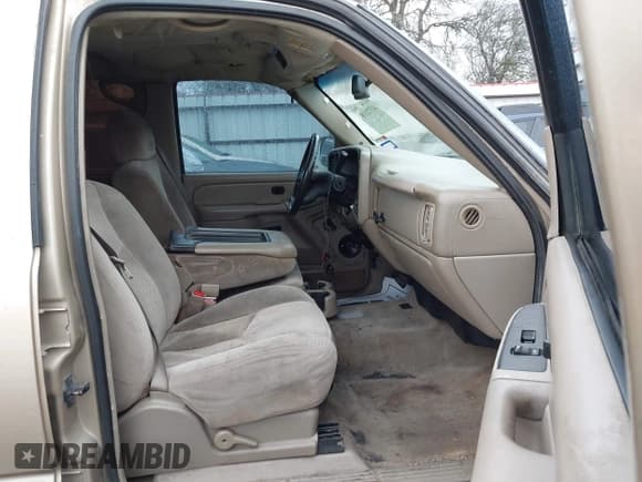 ✅ 2004 Chevrolet Silverado 2500HD LS • VIN: 1GCHC23U14F111681 • Лот: 41572118. Опубликован ранее на IAAI с пробегом 410 470 миль. Бесплатный доступ к архиву аукционных продаж из США и подробный отчёт об истории автомобиля на DreamBid. Изображение 5.