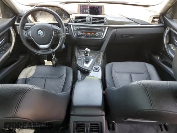 ✅ 2013 BMW 3 Series 335i xDrive • VIN: WBA3B9C56DF587386 • Lot: 61445695. Listed on Copart with 132,516 mi. Free auction sales archive from the USA and detailed vehicle history report at DreamBid. Image 8.