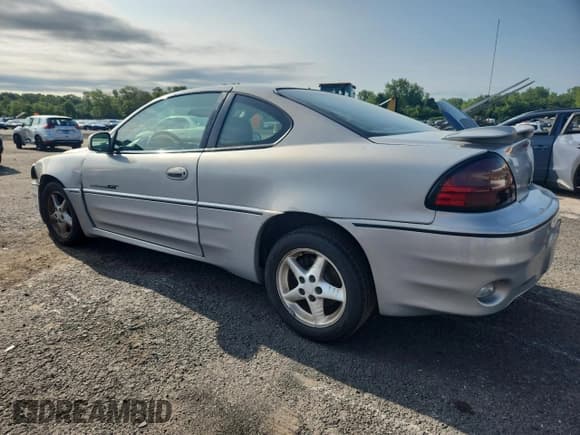 ✅ 2000 Pontiac Grand Am GT • VIN: 1G2NW12E3YM815627 • Lot: 65905975. Listed on Copart with 148,765 mi. Free auction sales archive from the USA and detailed vehicle history report at DreamBid. Image 2.