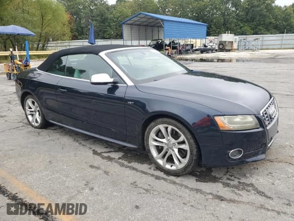 ✅ 2011 Audi S5 Premium Plus • VIN: WAUCGAFH5BN002437 • Lot: 83772335. Wystawiony na Copart z przebiegiem 108 048 mil. Bezpłatny archiwum sprzedaży aukcyjnych z USA i szczegółowy raport historii pojazdu na DreamBid. Zdjęcie 4.