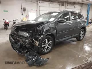 ✅ 2018 Toyota RAV4 XLE • VIN: 2T3RFREV7JW766433 • Лот: 43267036. Опубликован ранее на IAAI с пробегом 97 770 миль. Бесплатный доступ к архиву аукционных продаж из США и подробный отчёт об истории автомобиля на DreamBid. Изображение 2.