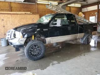 ✅ 1999 Ford F-250 XL • VIN: 1FTNX21LXXED48889 • Lot: 62922235. Listed on Copart with 220,056 mi. Free auction sales archive from the USA and detailed vehicle history report at DreamBid. Image 1.