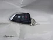 ✅ 2023 BMW 2 Series 228i • VIN: WBA53AK07P7M28114 • Lot: 41559768. Wystawiony na IAAI z przebiegiem 9 747 mil. Bezpłatny archiwum sprzedaży aukcyjnych z USA i szczegółowy raport historii pojazdu na DreamBid. Zdjęcie 11.