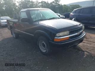 ✅ 2003 Chevrolet S-10 • VIN: 1GCCS14H938235502 • Лот: 42488200. Опубликован ранее на IAAI с пробегом 108 269 миль. Бесплатный доступ к архиву аукционных продаж из США и подробный отчёт об истории автомобиля на DreamBid. Изображение 1.