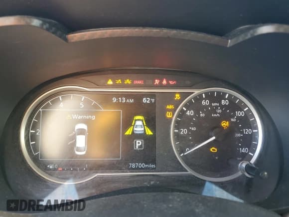 ✅ 2020 Nissan Versa SV • VIN: 3N1CN8EV9LL886394 • Lot: 91022335. Wystawiony na Copart z przebiegiem 78 700 mil. Bezpłatny archiwum sprzedaży aukcyjnych z USA i szczegółowy raport historii pojazdu na DreamBid. Zdjęcie 9.