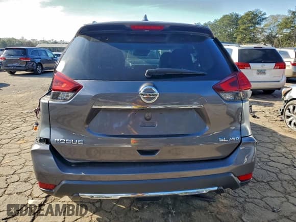 ✅ 2017 Nissan Rogue SL • VIN: JN8AT2MV9HW025229 • Lot: 95990665. Wystawiony na Copart z przebiegiem 118 842 mil. Bezpłatny archiwum sprzedaży aukcyjnych z USA i szczegółowy raport historii pojazdu na DreamBid. Zdjęcie 6.