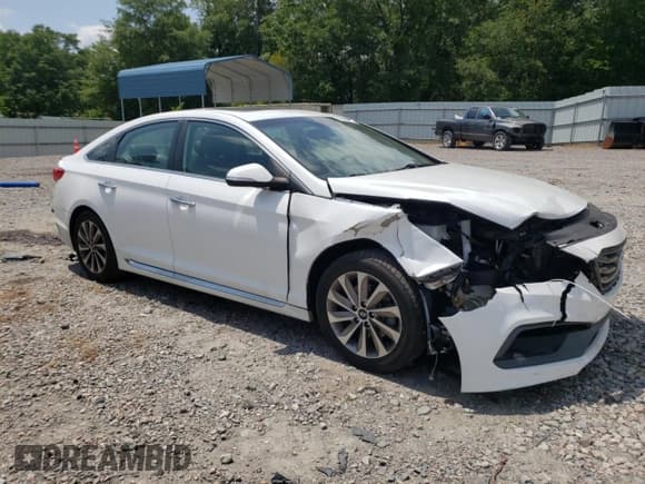 ✅ 2016 Hyundai Sonata Sport • VIN: 5NPE34AF8GH435594 • Lot: 51402763. Listed on Copart with 87,897 mi. Free auction sales archive from the USA and detailed vehicle history report at DreamBid. Image 4.