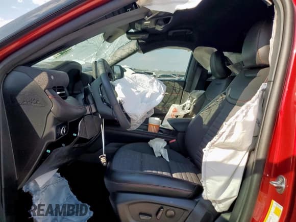 ✅ 2025 Ford Explorer ST-Line • VIN: 1FMUK7KH3SGA91519 • Lot: 84634065. Listed on Copart with 14,877 mi. Free auction sales archive from the USA and detailed vehicle history report at DreamBid. Image 7.