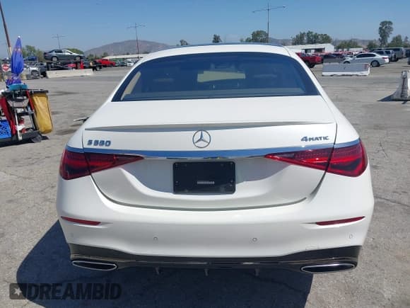 ✅ 2023 Mercedes-Benz S 580 • VIN: W1K6G7GB6PA235373 • Lot: 42279341. Wystawiony na IAAI z przebiegiem Nie podano. Bezpłatny archiwum sprzedaży aukcyjnych z USA i szczegółowy raport historii pojazdu na DreamBid. Zdjęcie 17.