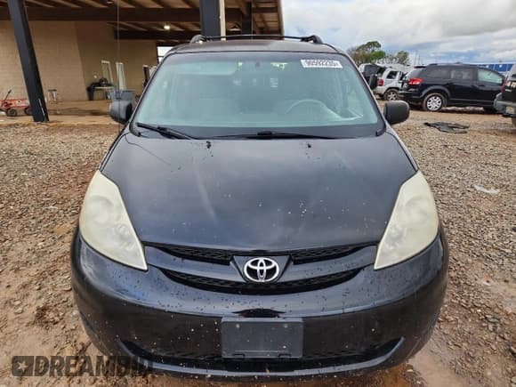 ✅ 2008 Toyota Sienna LE • VIN: 5TDZK23CX8S114678 • Lot: 90592235. Listed on Copart with 230,958 mi. Free auction sales archive from the USA and detailed vehicle history report at DreamBid. Image 5.