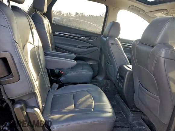 ✅ 2019 Buick Enclave Essence • VIN: 5GAEVAKW5KJ319312 • Lot: 96336505. Listed on Copart with 236,047 mi. Free auction sales archive from the USA and detailed vehicle history report at DreamBid. Image 11.