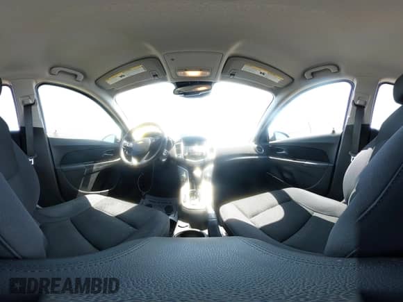 2016 Chevrolet Cruze LT z VIN 1G1PE5SB9G7140022, wystawiony jako IAAI lot #42803852 z przebiegiem 81 328 mil mil oraz . Historia ofert i sprzedaży dostępna na DreamBid. Obrazek 18.