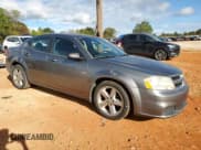 ✅ 2013 Dodge Avenger SE • VIN: 1C3CDZAB4DN687888 • Лот: 81847345. Опубликован ранее на Copart с пробегом 142 810 миль. Бесплатный доступ к архиву аукционных продаж из США и подробный отчёт об истории автомобиля на DreamBid. Изображение 4.