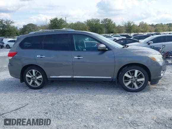 ✅ 2015 Nissan Pathfinder SV • VIN: 5N1AR2MNXFC602760 • Lot: 41693658. Listed on IAAI with 179,923 mi. Free auction sales archive from the USA and detailed vehicle history report at DreamBid. Image 13.