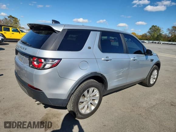 ✅ 2018 Land Rover Discovery Sport SE • VIN: SALCP2RX1JH754797 • Lot: 89832755. Listed on Copart with 83,688 mi. Free auction sales archive from the USA and detailed vehicle history report at DreamBid. Image 3.