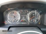 ✅ 2010 Dodge 1500 ST • VIN: 1D7RB1CP5AS195959 • Lot: 84627174. Wystawiony na Copart z przebiegiem 181 675 mil. Bezpłatny archiwum sprzedaży aukcyjnych z USA i szczegółowy raport historii pojazdu na DreamBid. Zdjęcie 9.