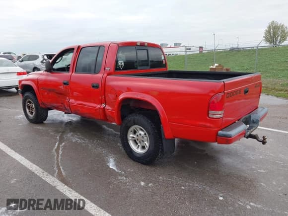 ✅ 2000 Dodge Dakota Sport • VIN: 1B7GG2ANXYS621732 • Lot: 41930673. Wystawiony na IAAI z przebiegiem 145 653 mil. Bezpłatny archiwum sprzedaży aukcyjnych z USA i szczegółowy raport historii pojazdu na DreamBid. Zdjęcie 14.