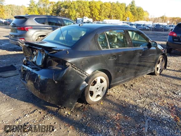 2009 Chevrolet Cobalt 1LT with VIN 1G1AT58H697157497, listed as a IAAI auction lot 43492142 with 168,486 mi miles and . Bid and sale history available at DreamBid. Image 4.