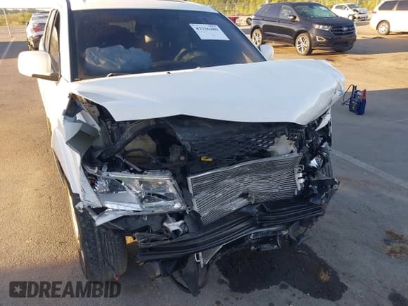 ✅ 2017 Dodge Journey Crossroad Plus • VIN: 3C4PDCGG0HT613970 • Лот: 43336480. Опубликован ранее на IAAI с пробегом 82 214 миль. Бесплатный доступ к архиву аукционных продаж из США и подробный отчёт об истории автомобиля на DreamBid. Изображение 6.