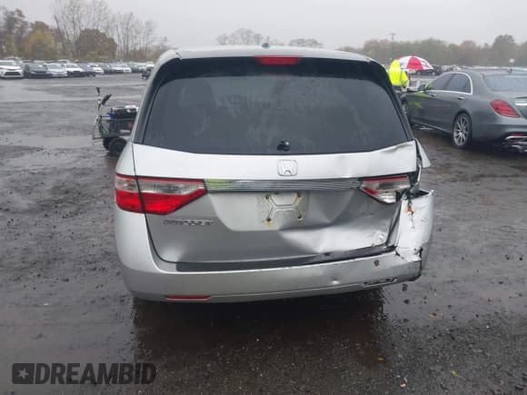 ✅ 2011 Honda Odyssey EX-L • VIN: 5FNRL5H65BB026134 • Lot: 43580374. Listed on IAAI with 149,429 mi. Free auction sales archive from the USA and detailed vehicle history report at DreamBid. Image 6.