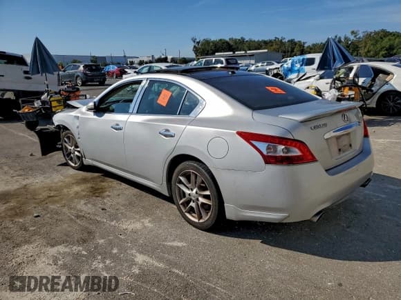✅ 2011 Nissan Maxima SV • VIN: 1N4AA5AP8BC803222 • Лот: 93715145. Опубликован ранее на Copart с пробегом Не указан. Бесплатный доступ к архиву аукционных продаж из США и подробный отчёт об истории автомобиля на DreamBid. Изображение 2.