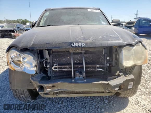 ✅ 2008 Jeep Grand Cherokee Laredo • VIN: 1J8GS48K08C153762 • Lot: 85650855. Wystawiony na Copart z przebiegiem 238 677 mil. Bezpłatny archiwum sprzedaży aukcyjnych z USA i szczegółowy raport historii pojazdu na DreamBid. Zdjęcie 5.