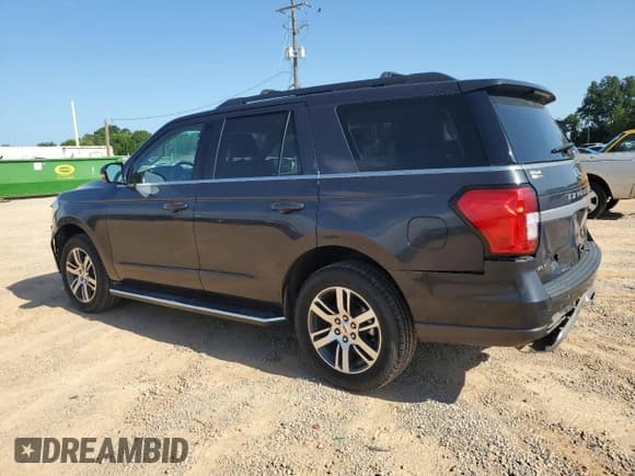 ✅ 2023 Ford Expedition XLT • VIN: 1FMJU1H81PEA07542 • Lot: 63635465. Wystawiony na Copart z przebiegiem 72 379 mil. Bezpłatny archiwum sprzedaży aukcyjnych z USA i szczegółowy raport historii pojazdu na DreamBid. Zdjęcie 2.