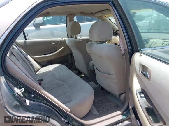 ✅ 2000 Honda Accord SE • VIN: 1HGCG5673YA090469 • Lot: 42391254. Listed on IAAI with 140,819 mi. Free auction sales archive from the USA and detailed vehicle history report at DreamBid. Image 8.
