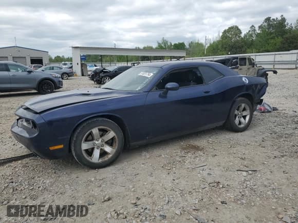 ✅ 2014 Dodge Challenger SXT • VIN: 2C3CDYAG4EH195443 • Lot: 51031734. Wystawiony na Copart z przebiegiem Nie podano. Bezpłatny archiwum sprzedaży aukcyjnych z USA i szczegółowy raport historii pojazdu na DreamBid. Zdjęcie 1.