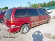 ✅ 2000 Ford Windstar SE • VIN: 2FMZA5240YBB99039 • Lot: 42350667. Listed on IAAI with 150,000 mi. Free auction sales archive from the USA and detailed vehicle history report at DreamBid. Image 4.