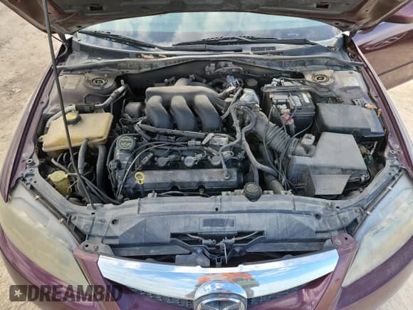 ✅ 2006 Mazda 6 s • VIN: 1YVHP80D165M33087 • Lot: 81423915. Wystawiony na Copart z przebiegiem 375 951 mil. Bezpłatny archiwum sprzedaży aukcyjnych z USA i szczegółowy raport historii pojazdu na DreamBid. Zdjęcie 11.