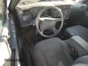 ✅ 1995 Chevrolet S-10 LS • VIN: 1GCCS19W5S8196218 • Лот: 46856805. Опубликован ранее на Copart с пробегом 61 282 миль. Бесплатный доступ к архиву аукционных продаж из США и подробный отчёт об истории автомобиля на DreamBid. Изображение 8.