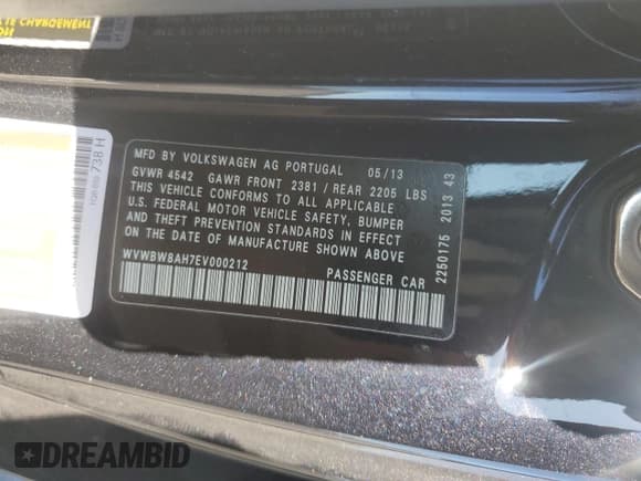 ✅ 2014 Volkswagen Eos Komfort • VIN: WVWBW8AH7EV000212 • Lot: 70678825. Wystawiony na Copart z przebiegiem 96 017 mil. Bezpłatny archiwum sprzedaży aukcyjnych z USA i szczegółowy raport historii pojazdu na DreamBid. Zdjęcie 13.