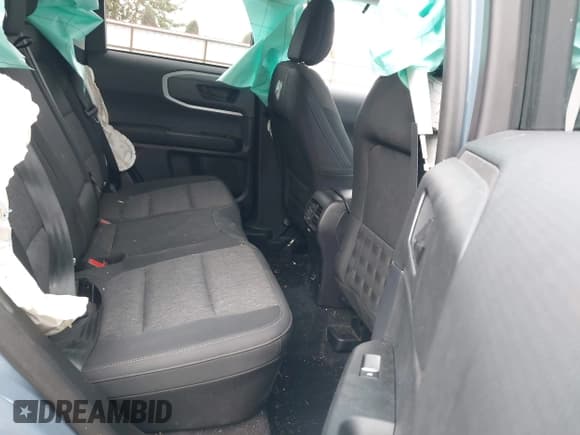 ✅ 2024 Ford Bronco Sport Big Bend • VIN: 3FMCR9B67RRF17460 • Lot: 43551999. Wystawiony na IAAI z przebiegiem 9 334 mil. Bezpłatny archiwum sprzedaży aukcyjnych z USA i szczegółowy raport historii pojazdu na DreamBid. Zdjęcie 8.