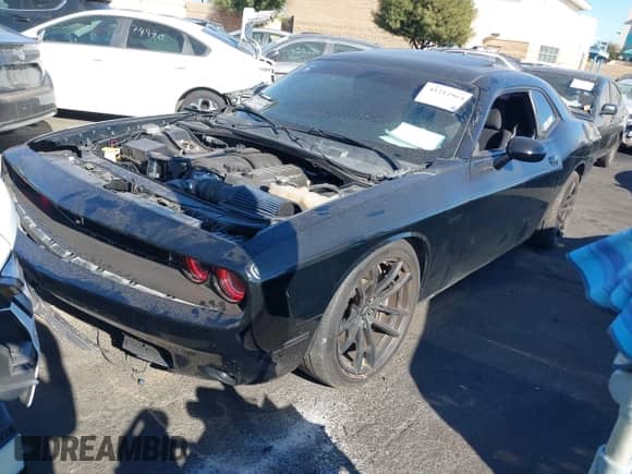 2018 Dodge Challenger T/A 392 with VIN 2C3CDZFJ1JH154627, listed as a IAAI auction lot 41212864 with 61,453 mi miles and . Bid and sale history available at DreamBid. Image 18.