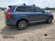 ✅ 2023 Volvo XC90 Plus • VIN: YV4062PN4P1954442 • Лот: 63682645. Опубликован ранее на Copart с пробегом 63 025 миль. Бесплатный доступ к архиву аукционных продаж из США и подробный отчёт об истории автомобиля на DreamBid. Изображение 3.