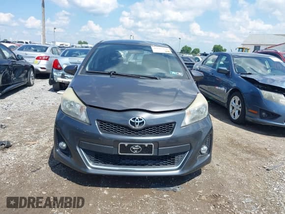 ✅ 2012 Toyota Yaris L • VIN: JTDKTUD33CD534442 • Lot: 42647450. Listed on IAAI with 70,179 mi. Free auction sales archive from the USA and detailed vehicle history report at DreamBid. Image 12.