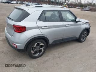 ✅ 2022 Hyundai Venue Limited • VIN: KMHRC8A31NU198069 • Lot: 41210423. Listed on IAAI with 12,397 mi. Free auction sales archive from the USA and detailed vehicle history report at DreamBid. Image 4.