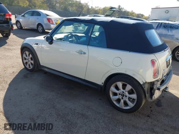 ✅ 2006 MINI Convertible S • VIN: WMWRH33556TK58950 • Lot: 43758981. Listed on IAAI with 76,278 mi. Free auction sales archive from the USA and detailed vehicle history report at DreamBid. Image 3.