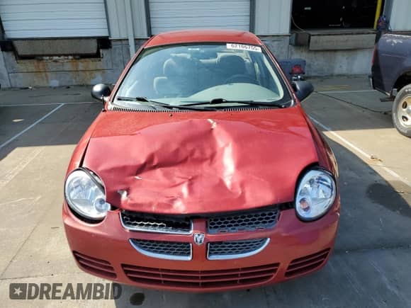 2005 Dodge Neon SXT z VIN 1B3ES56C95D195886, wystawiony jako Copart lot #62166755 z przebiegiem 122 793 mil mil oraz Szkoda całkowita • Salvage title. Historia ofert i sprzedaży dostępna na DreamBid. Obrazek 5.