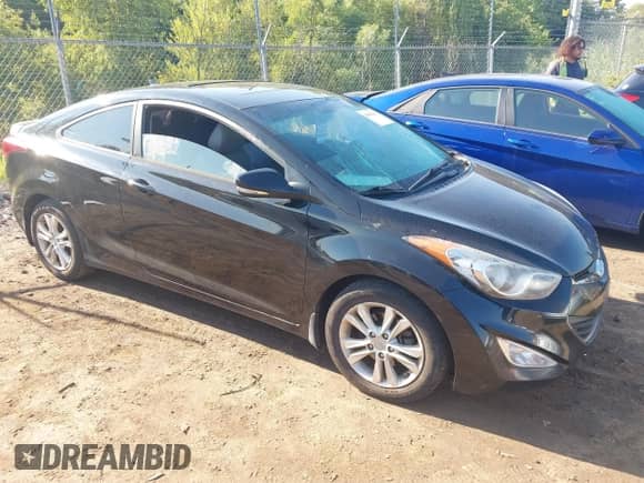 2013 Hyundai Elantra GS z VIN KMHDH6AE2DU010191, wystawiony jako IAAI lot #42994247 z przebiegiem 195 174 mil mil oraz . Historia ofert i sprzedaży dostępna na DreamBid. Obrazek 1.