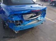 ✅ 2017 Ford Mustang GT Premium • VIN: 1FATP8FF4H5263034 • Lot: 42135251. Wystawiony na IAAI z przebiegiem 24 955 mil. Bezpłatny archiwum sprzedaży aukcyjnych z USA i szczegółowy raport historii pojazdu na DreamBid. Zdjęcie 6.